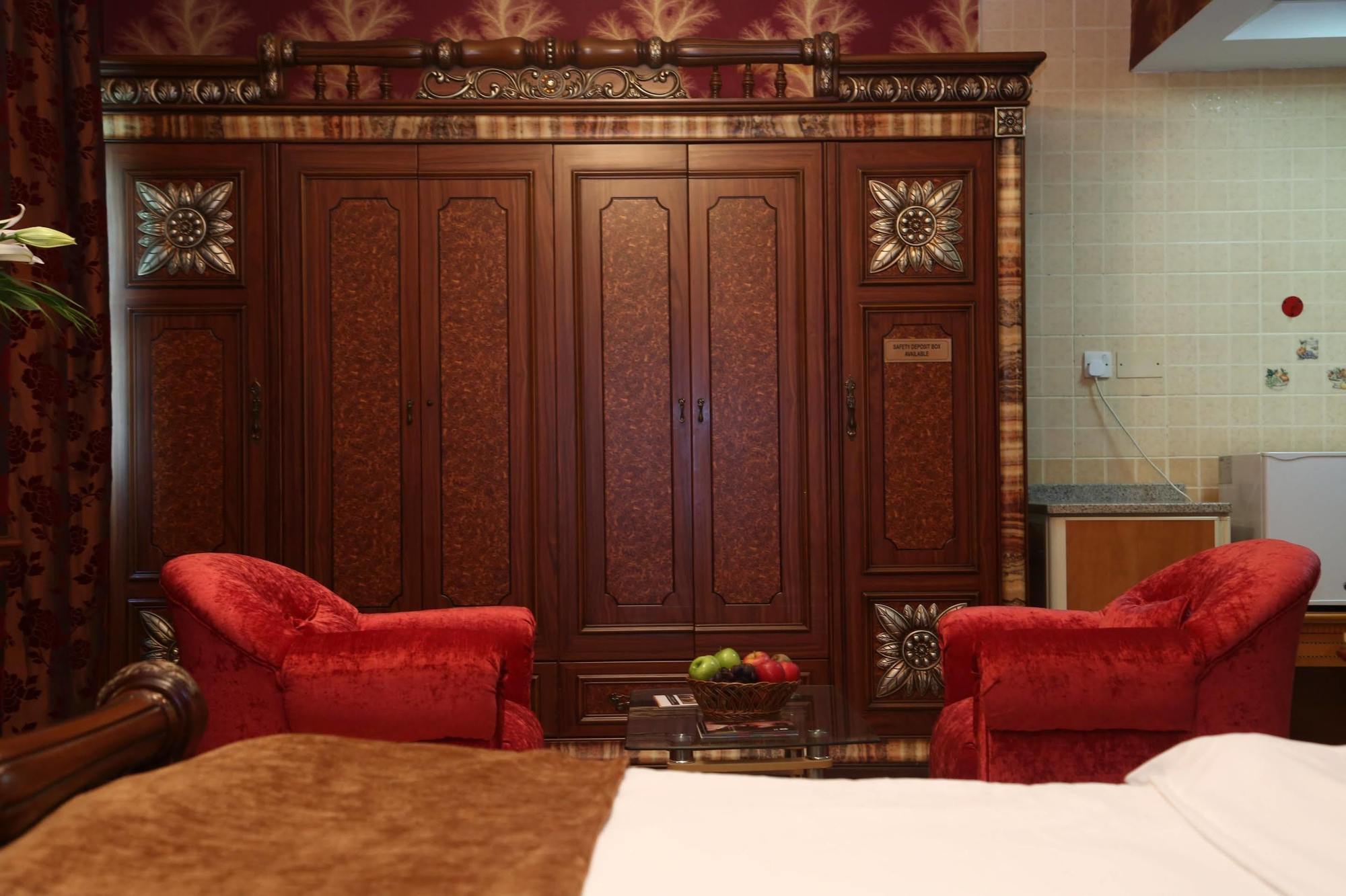 Arbella Boutique Hotel Sharjah Exterior photo